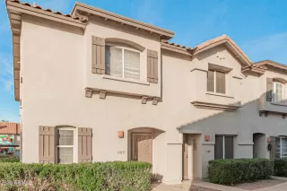 Photo #3: 6641182 Listing