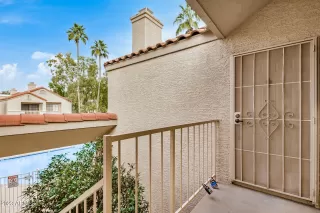 Photo #4: 6641342 Listing