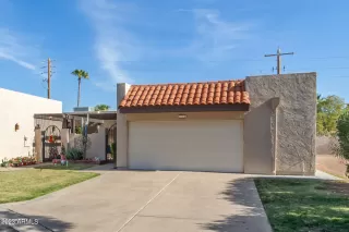 Photo #3: 6641351 Listing 