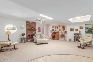 Photo #6: 6641351 Listing 