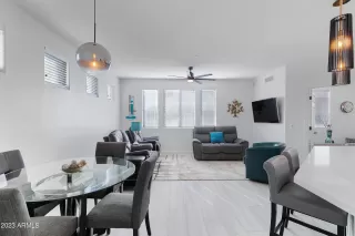 Photo #1: 6641468 Listing 