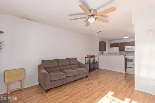 Photo #5: 6641481 Listing