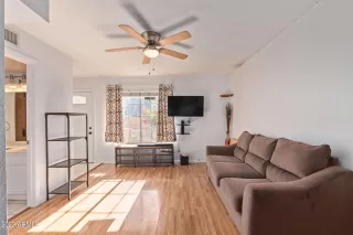 Photo #6: 6641481 Listing