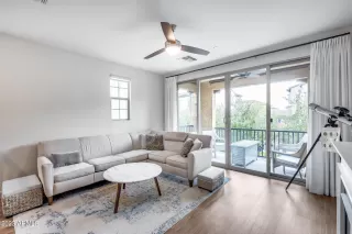 Photo #4: 6642068 Listing