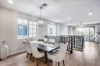 Photo #6: 6642068 Listing