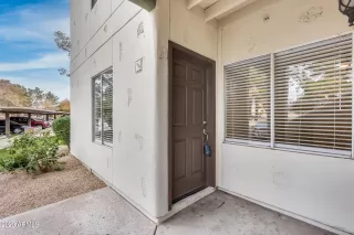 Photo #6: 6642076 Listing