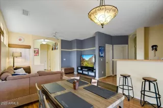 Photo #4: 6642152 Listing