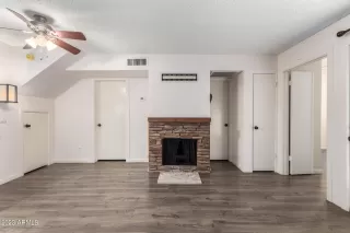 Photo #2: 6642213 Listing