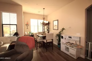 Photo #4: 6642348 Listing