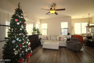 Photo #5: 6642348 Listing