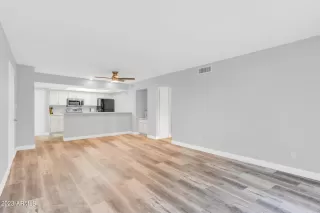 Photo #6: 6642481 Listing 