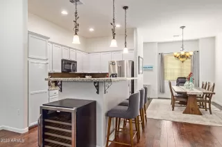 Photo #4: 6642515 Listing