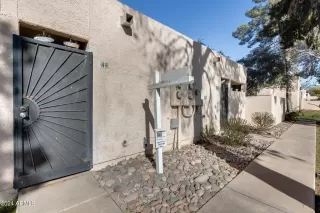 Photo #6: 6642953 Listing