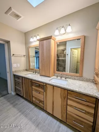 Photo #2: 6643091 Listing