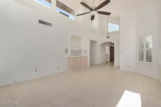 Photo #4: 6643091 Listing