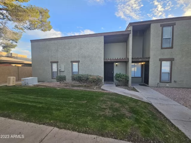 MLS: 6643332 Condo For Sale