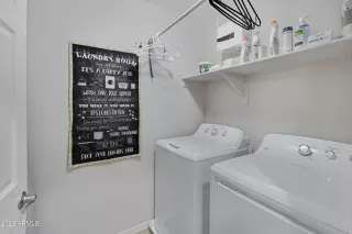 Photo #6: 6643660 Listing