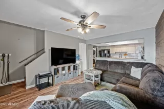 Photo #2: 6643817 Listing 