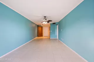 Photo #6: 6644014 Listing