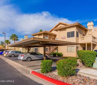 Photo #2: 6644627 Listing 