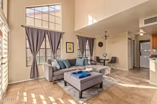 Photo #4: 6644692 Listing