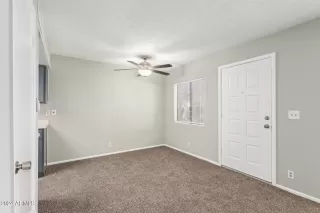 Photo #2: 6645004 Listing 