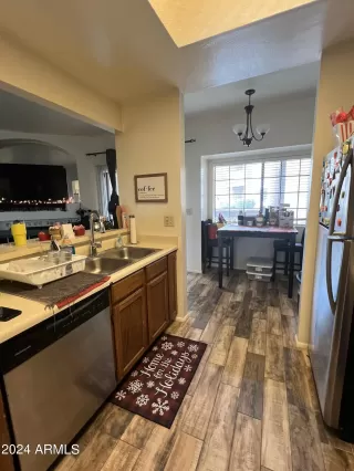 Photo #3: 6645126 Listing