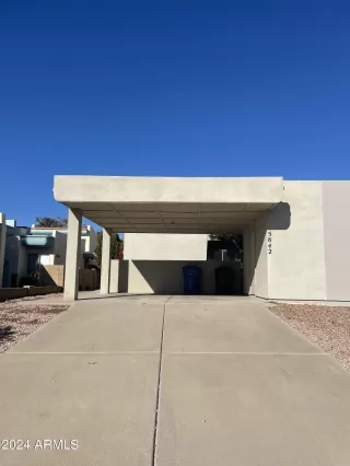 Photo #3: 6645134 Listing