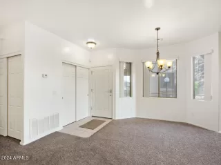 Photo #3: 6645138 Listing 