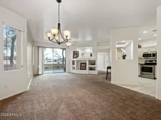 Photo #5: 6645138 Listing 