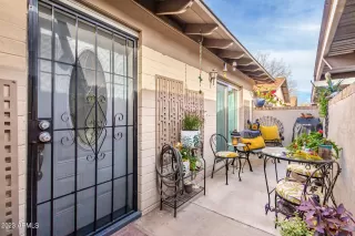 Photo #3: 6645152 Listing