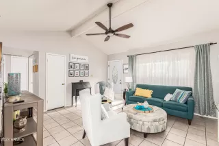 Photo #6: 6645152 Listing