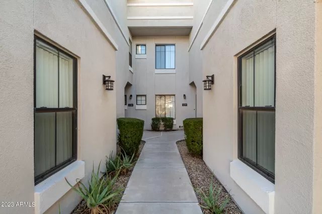 MLS: 6645557 Condo For Sale