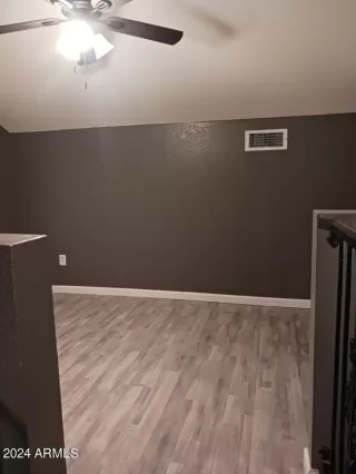 Photo #6: 6645618 Listing