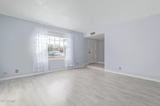 Photo #2: 6645659 Listing 