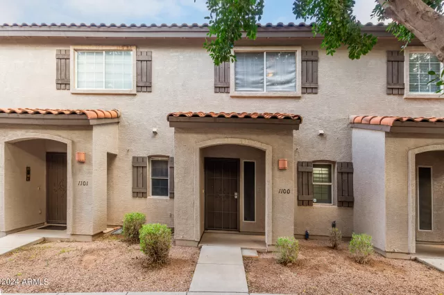 MLS: 6645831 Condo For Sale