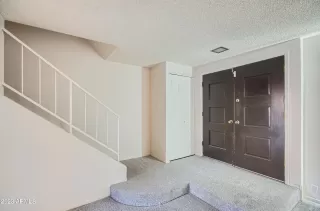 Photo #3: 6645856 Listing