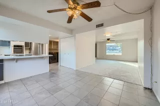 Photo #6: 6645856 Listing