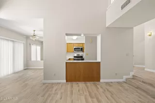 Photo #3: 6645914 Listing 