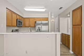 Photo #6: 6645914 Listing 