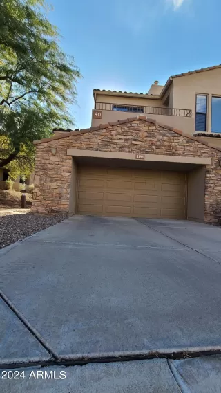 Photo #1: 6645995 Listing