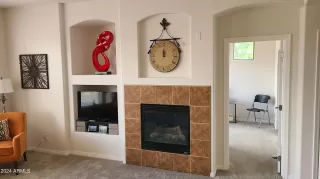 Photo #4: 6645995 Listing