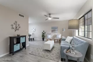 Photo #3: 6646123 Listing