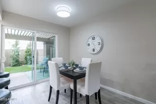 Photo #5: 6646123 Listing