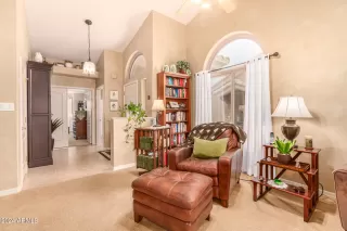 Photo #4: 6646137 Listing 