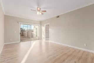 Photo #4: 6646400 Listing