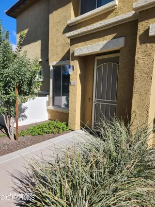 Photo #2: 6646463 Listing