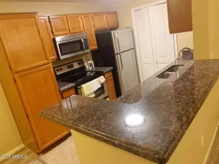 Photo #5: 6646741 Listing 