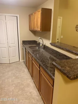 Photo #6: 6646741 Listing 