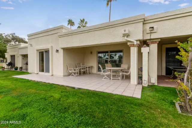 MLS: 6646966 Condo For Sale